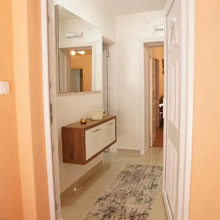 Apartments Manitovac M Nikšić Exterior foto