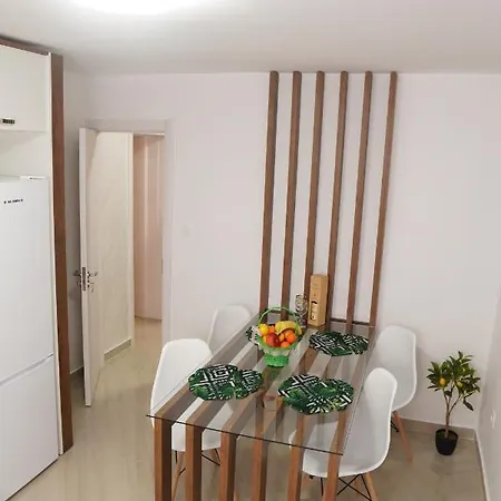 Apartments Manitovac M Nikšić Exterior foto